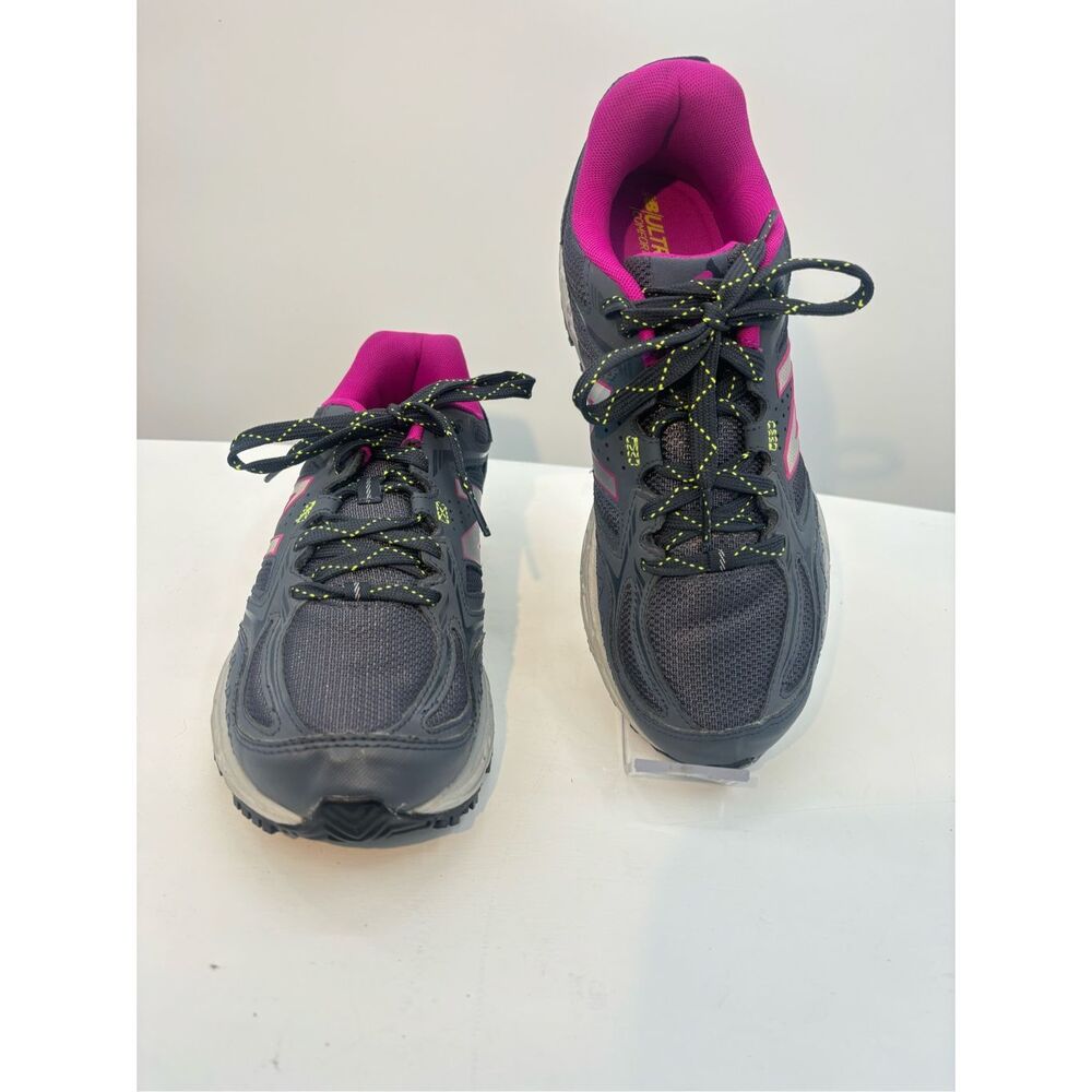 New Balance 510v3 Trail Running Shoes pink and grey size 8